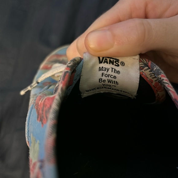 Limited-edition Summer 2014 Vans x Star Wars Collaboration Yoda Vans - Picture 4 of 4